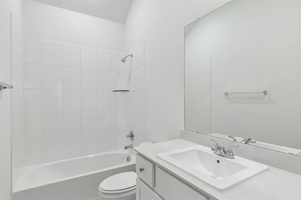 3901 Talisker Boulevard Property Photo 16