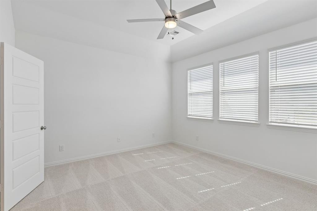 3901 Talisker Boulevard Property Photo 19