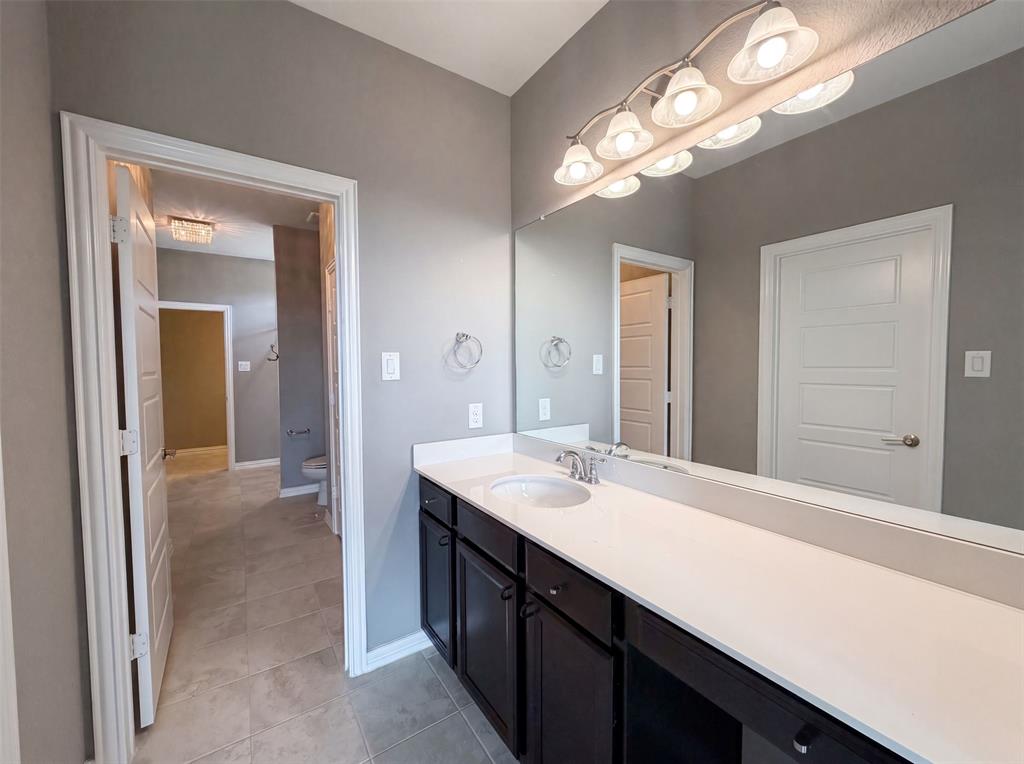 7221 Durand Drive Property Photo 14