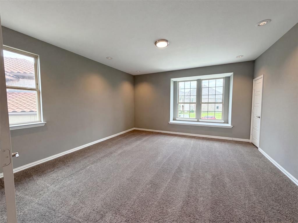 7221 Durand Drive Property Photo 17