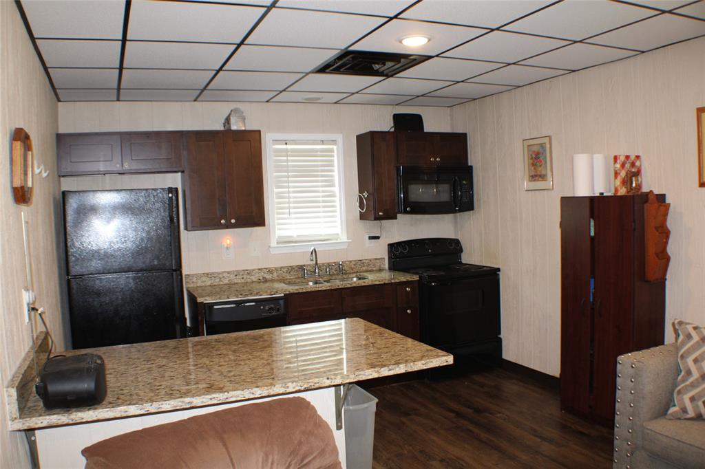 104 Truitt Property Photo 7
