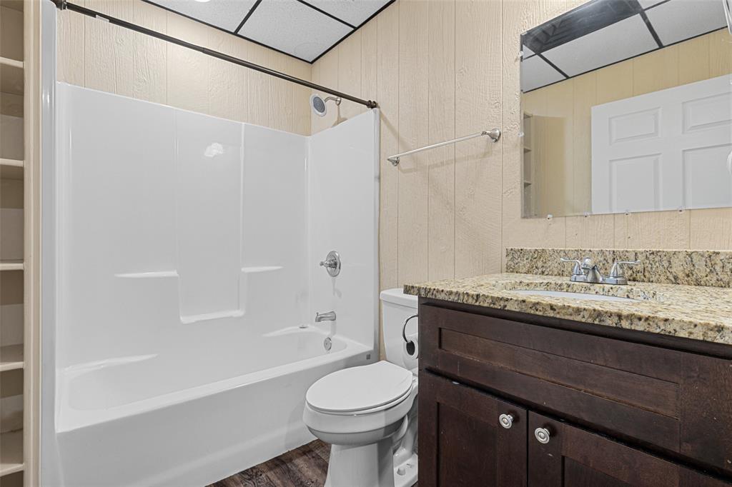 104 Truitt Property Photo 10