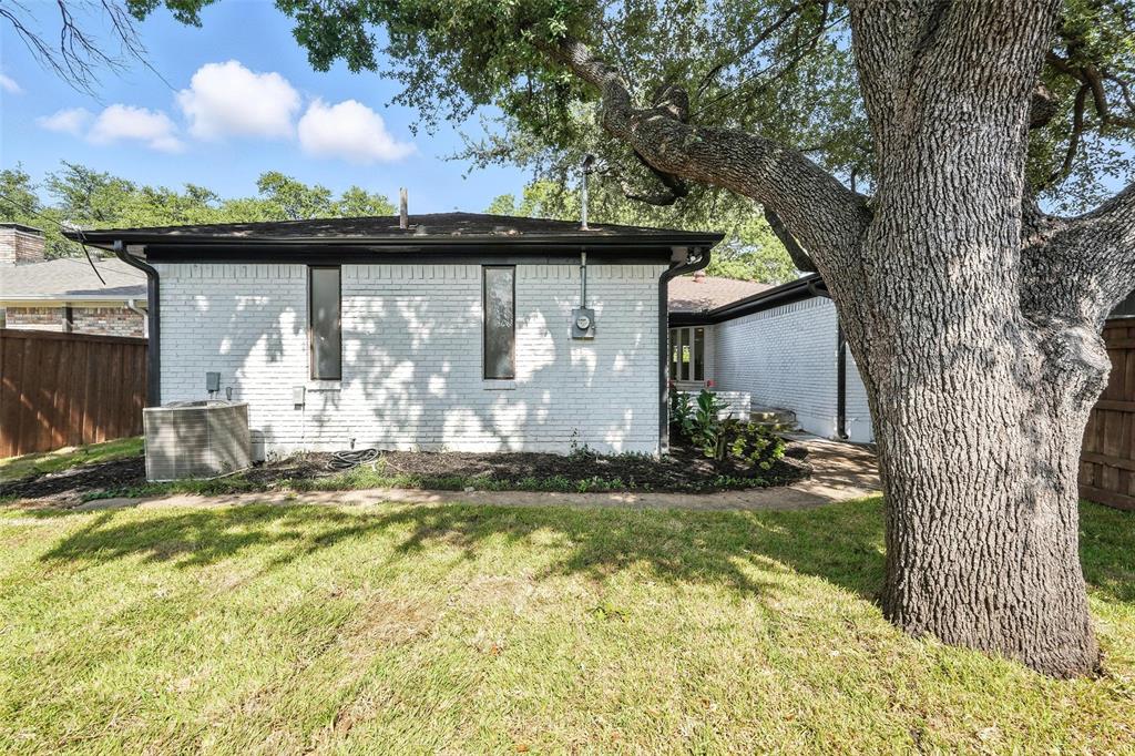 4303 Blackheath Road Property Photo 35