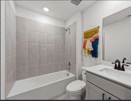 830 Creekview Property Photo 5