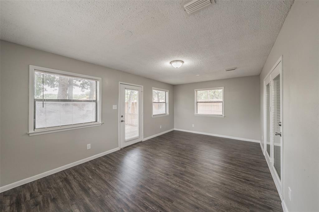 1412 Oxford Street Property Photo 33