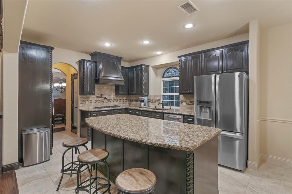 6809 Edwards Road Property Photo 12