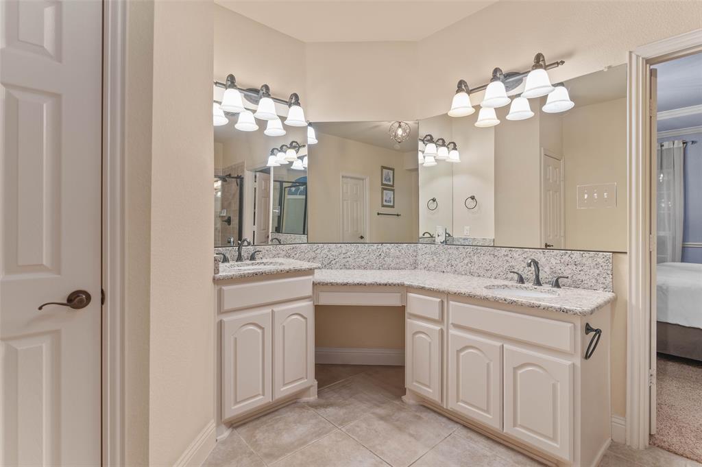 6809 Edwards Road Property Photo 17