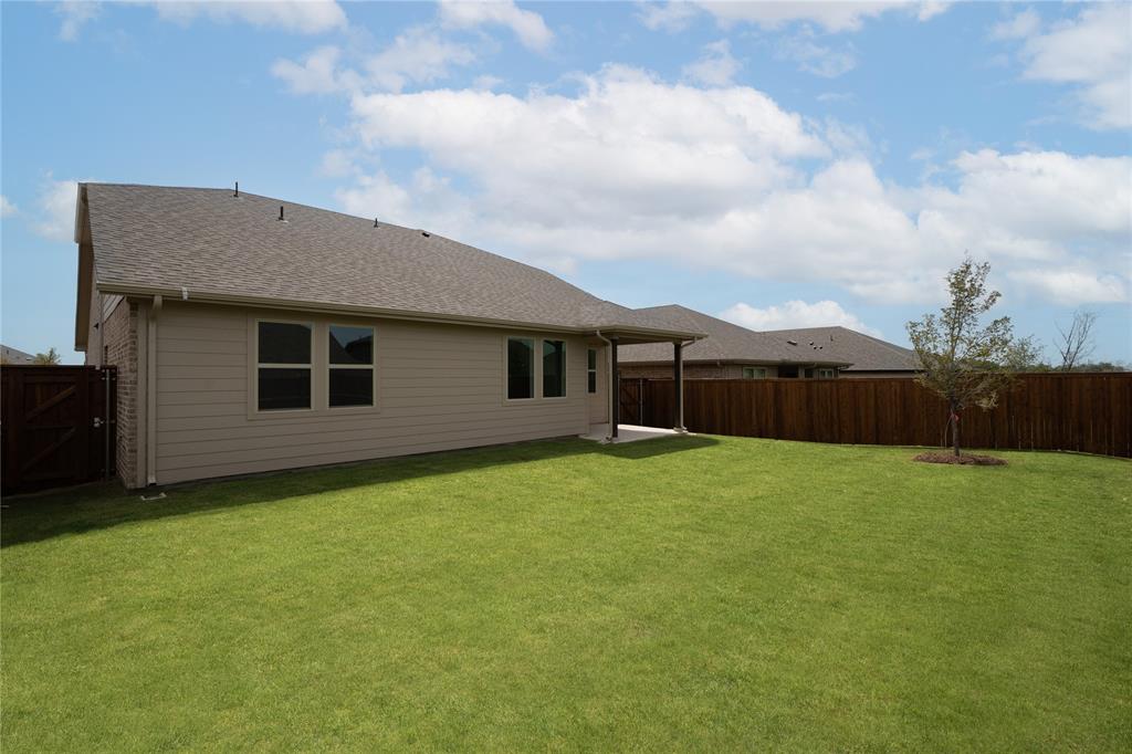 3912 Amethyst Drive Property Photo 2