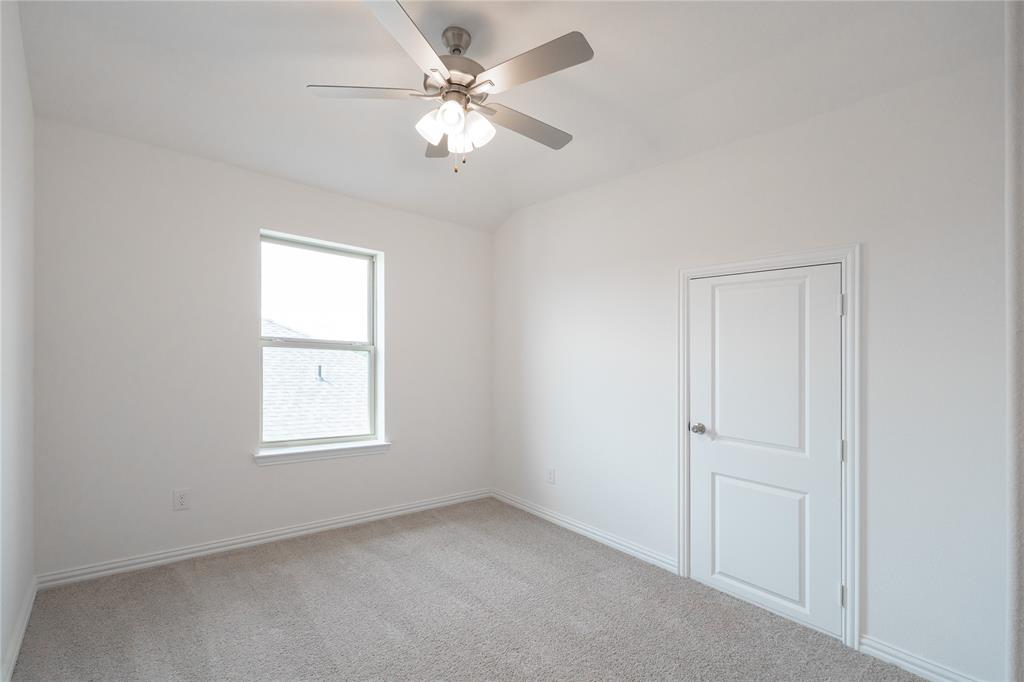 3912 Amethyst Drive Property Photo 8