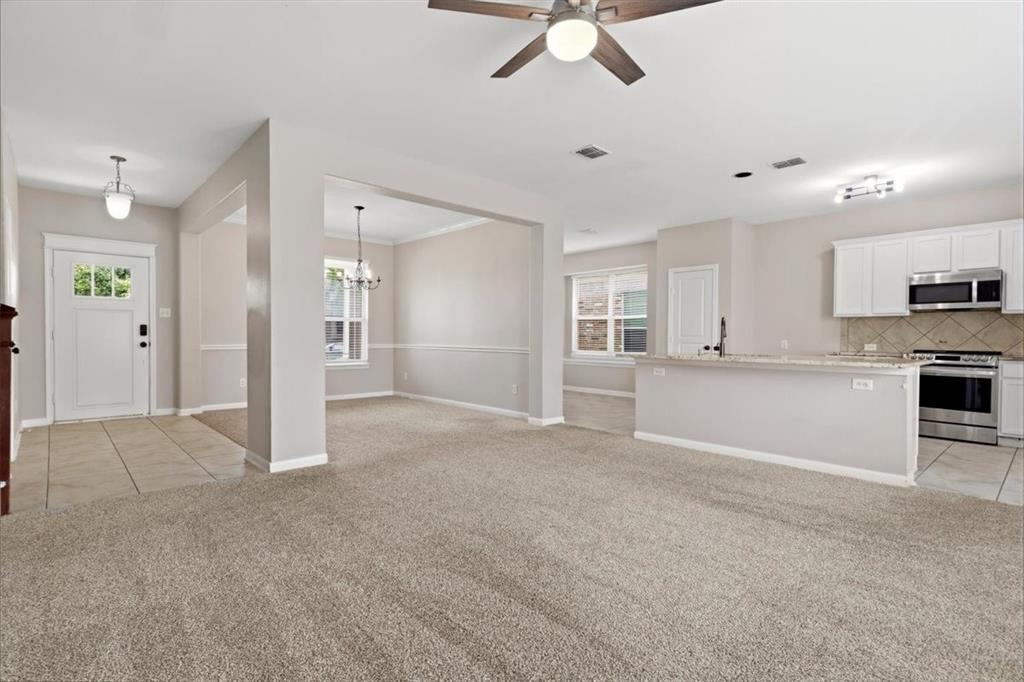 12233 Macaroon Lane Property Photo 6