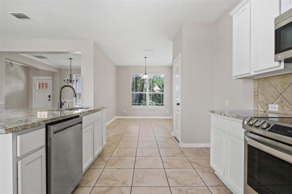 12233 Macaroon Lane Property Photo 9