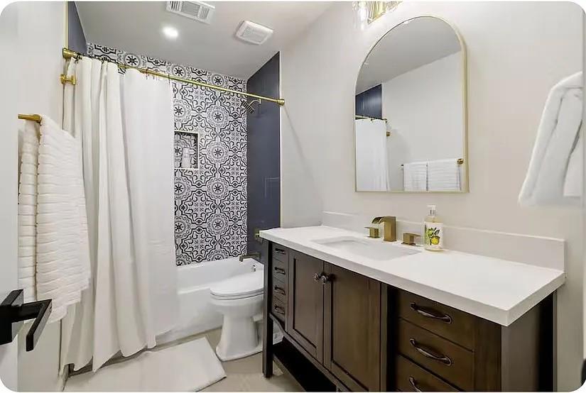 9690 Fallbrook Drive Property Photo 25