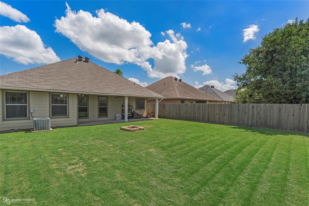 3826 Pickering Pass Drive Property Photo 4