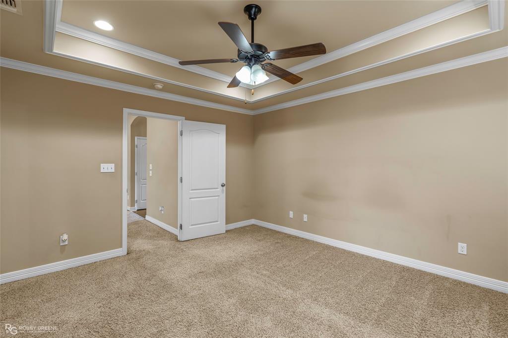3826 Pickering Pass Drive Property Photo 7