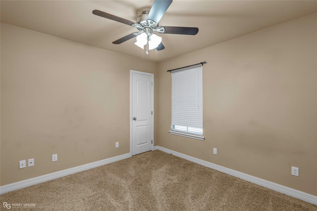 3826 Pickering Pass Drive Property Photo 14