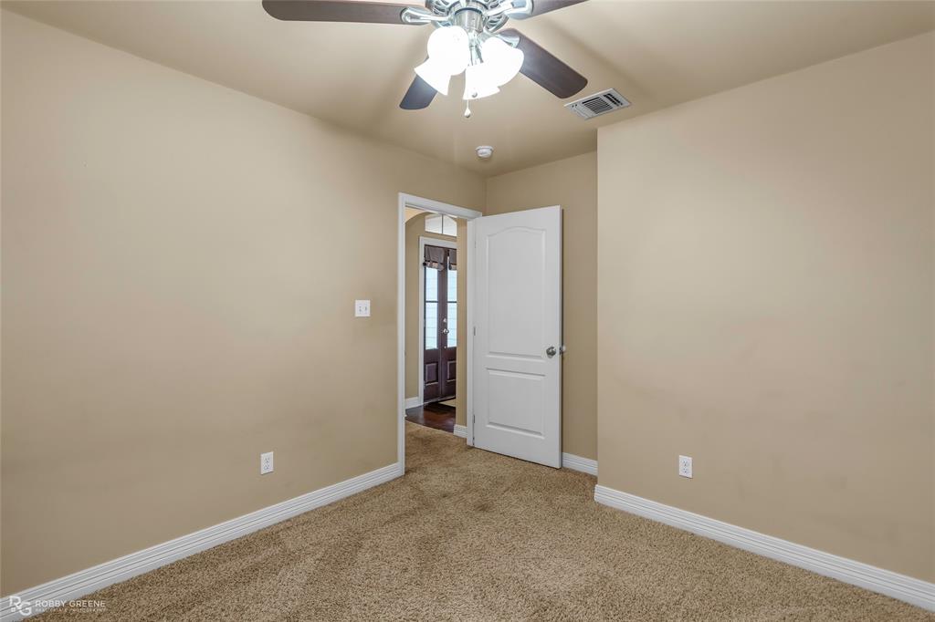 3826 Pickering Pass Drive Property Photo 15