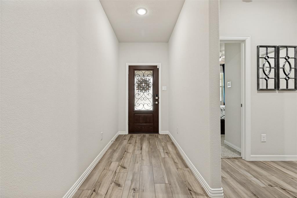 1209 Kirkdale Drive Property Photo 3