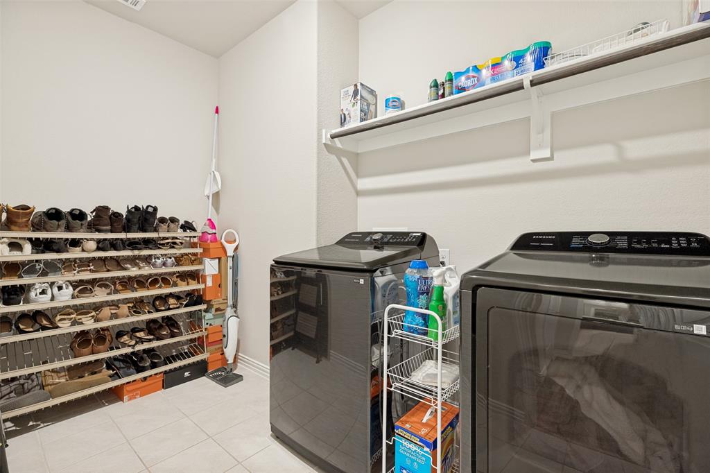 1209 Kirkdale Drive Property Photo 25