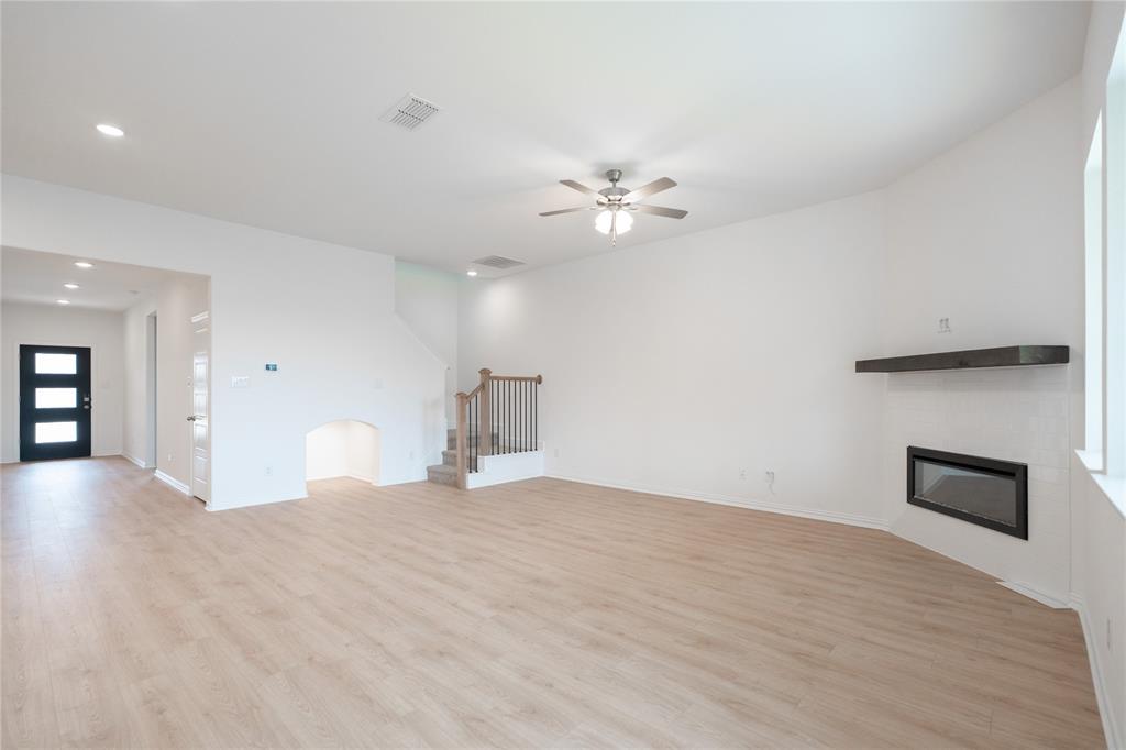 3920 Amethyst Drive Property Photo 12