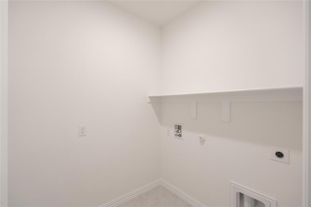 3920 Amethyst Drive Property Photo 18