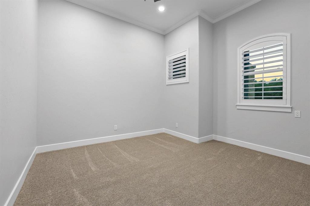 231 Geis Drive Property Photo 8