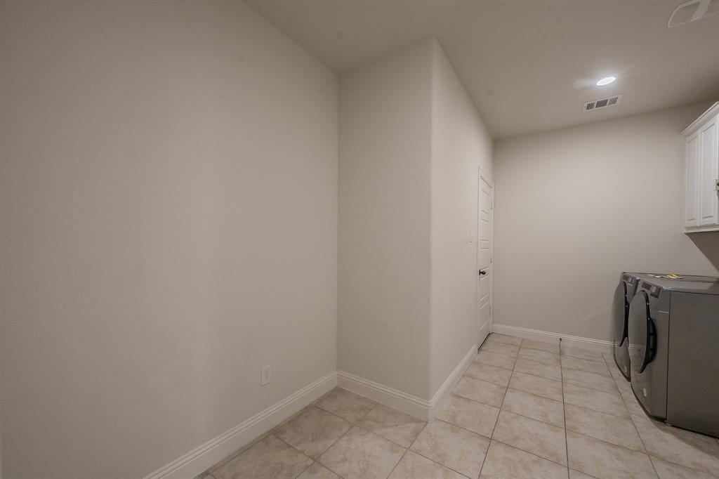 3424 Cimarron River Drive Property Photo 27