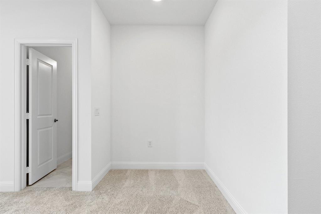 2880 Enfield Property Photo 21