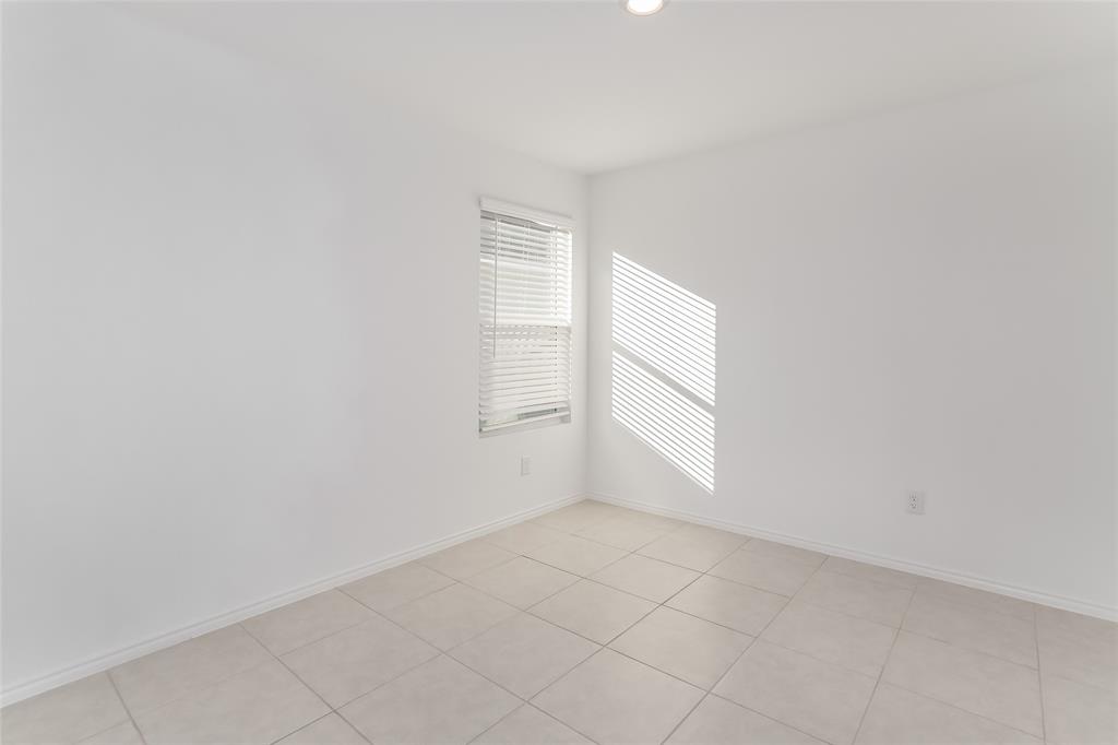 5720 Rockrose Lane Property Photo 13