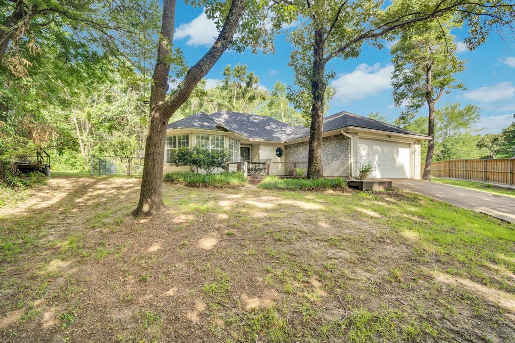 12752 Honeysuckle Circle
