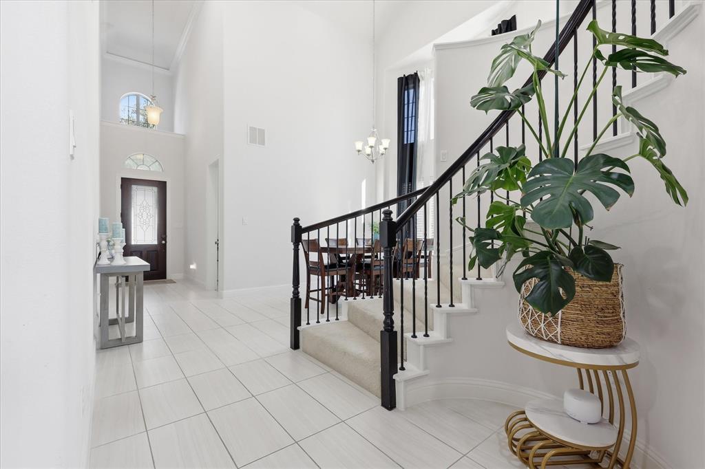8316 Inverness Property Photo 5
