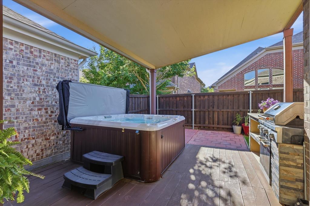8316 Inverness Property Photo 17