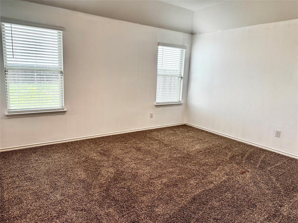 4325 Pyramid Drive Property Photo 12