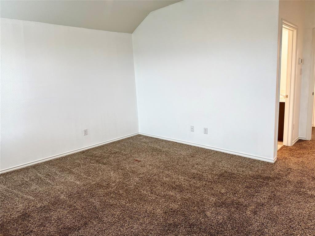 4325 Pyramid Drive Property Photo 14