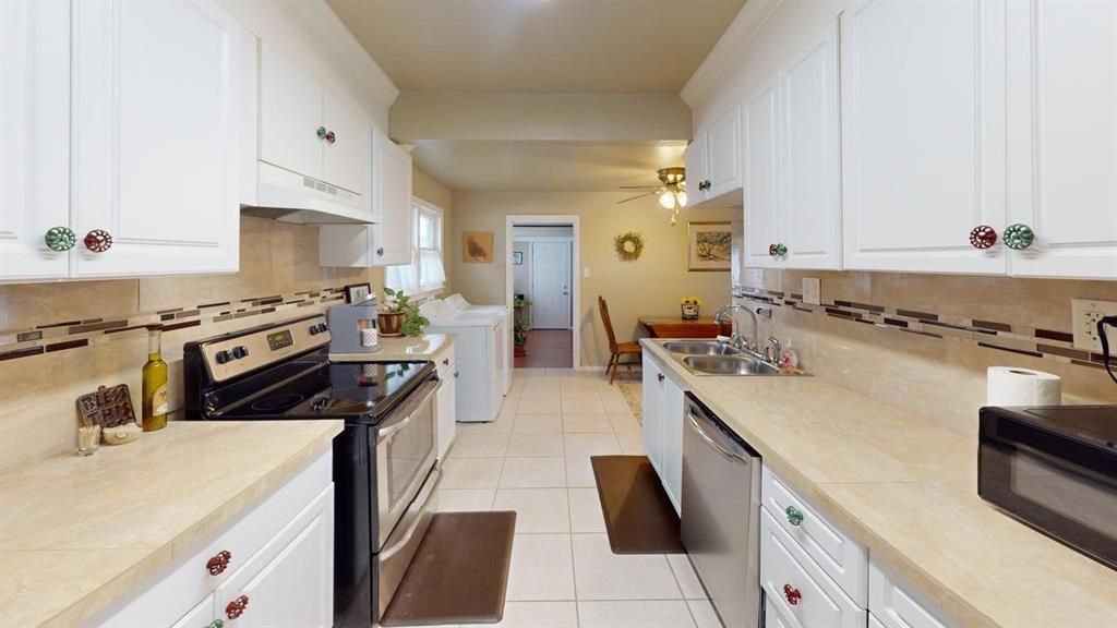 1701 S High Property Photo 3