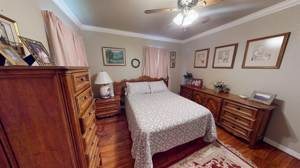 1701 S High Property Photo 9