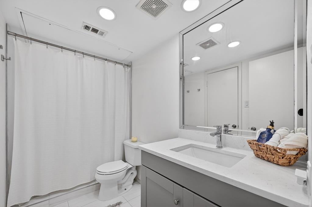 5111 Skillman Street 224 Property Photo 17