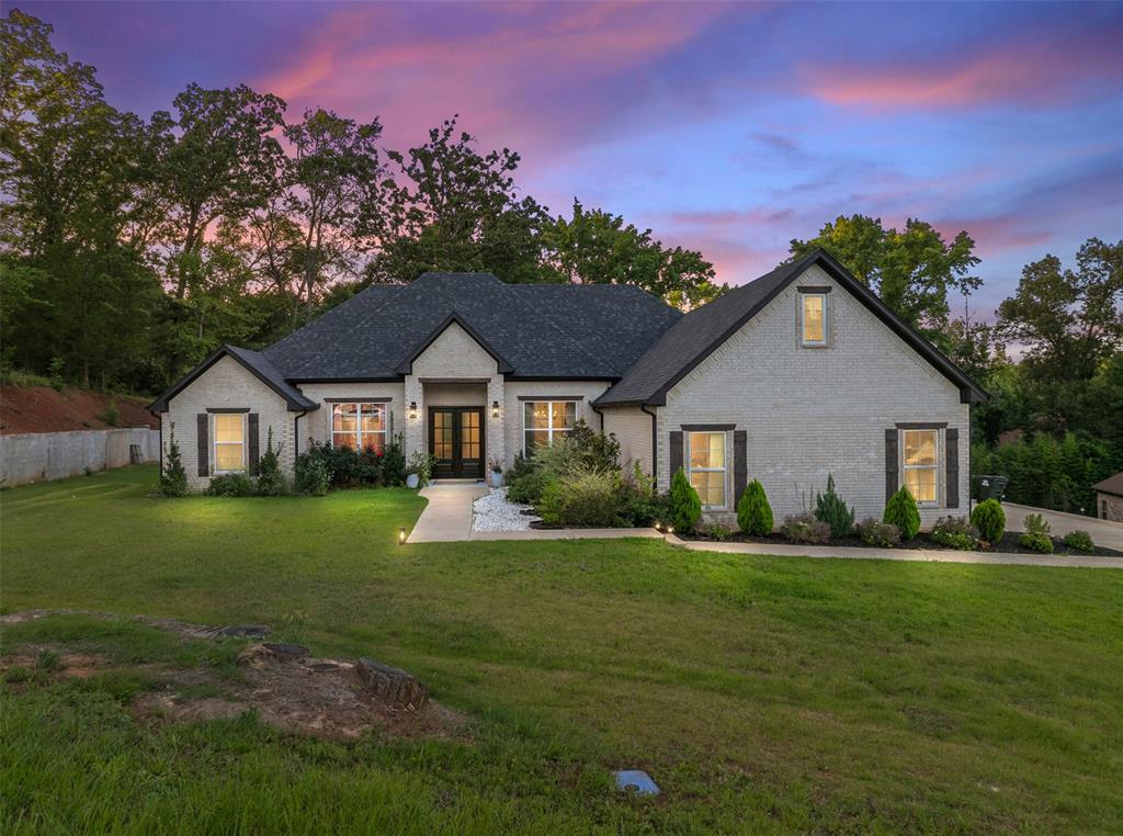 15883 Crazy Horse Drive Property Photo 1