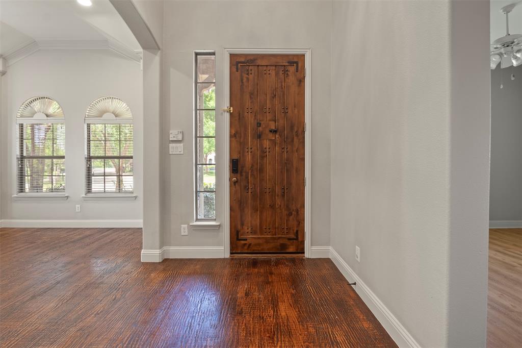 6811 San Fernando Property Photo 5