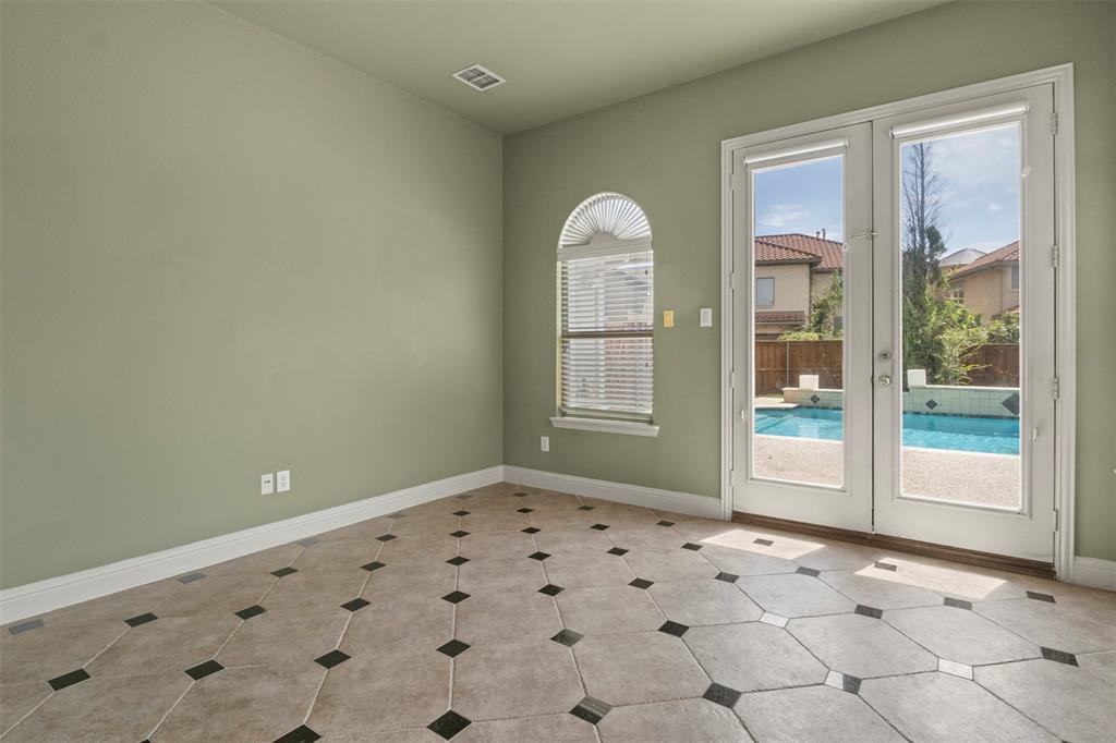 6811 San Fernando Property Photo 21