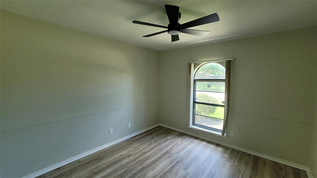 1334 Paris Drive Property Photo 18