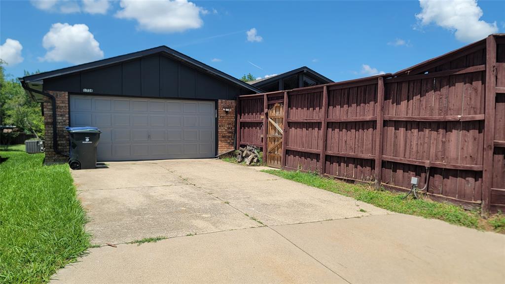 1334 Paris Drive Property Photo 24