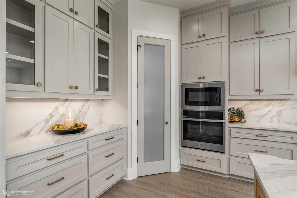612 Danube Circle Property Photo 8
