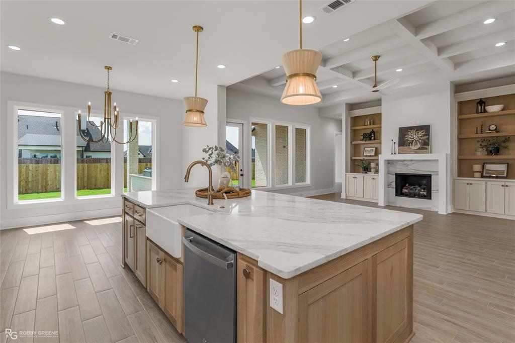 612 Danube Circle Property Photo 10