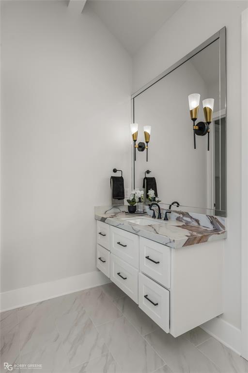 612 Danube Circle Property Photo 14