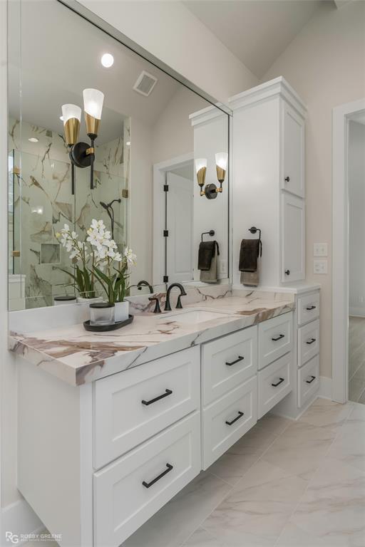 612 Danube Circle Property Photo 15