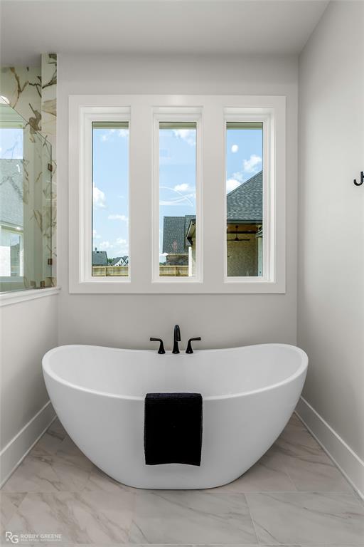 612 Danube Circle Property Photo 16
