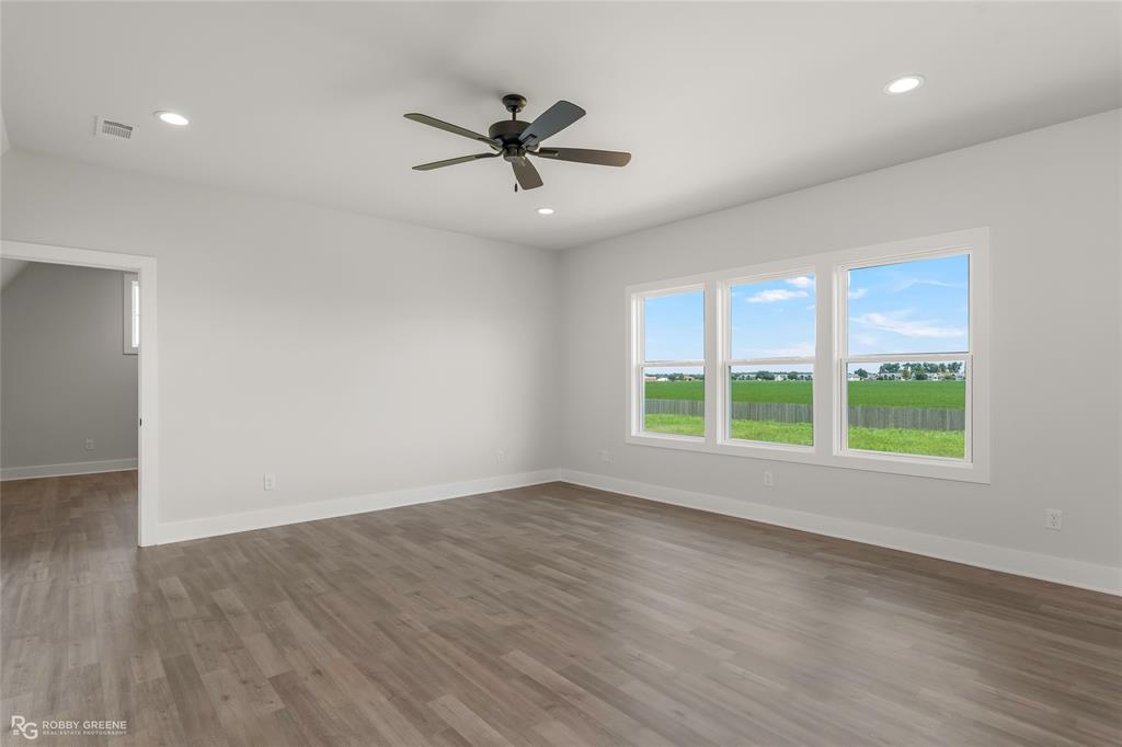 612 Danube Circle Property Photo 24