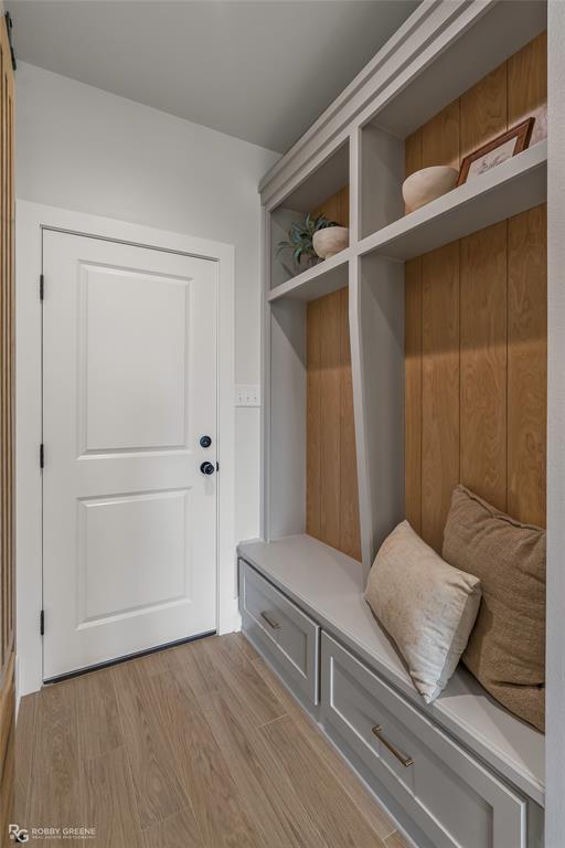 612 Danube Circle Property Photo 29
