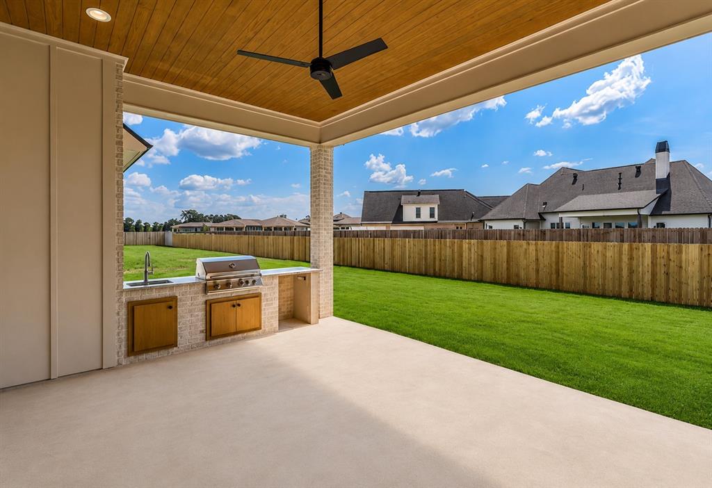 612 Danube Circle Property Photo 31