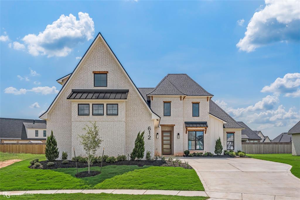 612 Danube Circle Property Photo 34
